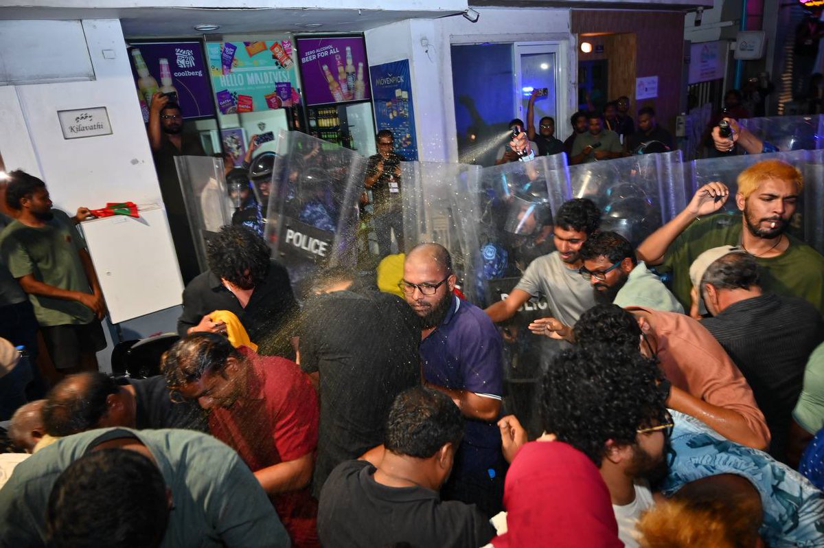 The police have engaged in the use of sonic weapons against protesters, and journalists have reported that the police have started jamming signals at the scene to keep footage of the brutality contained. We urge all protesters and observers to use their personal devices to keep