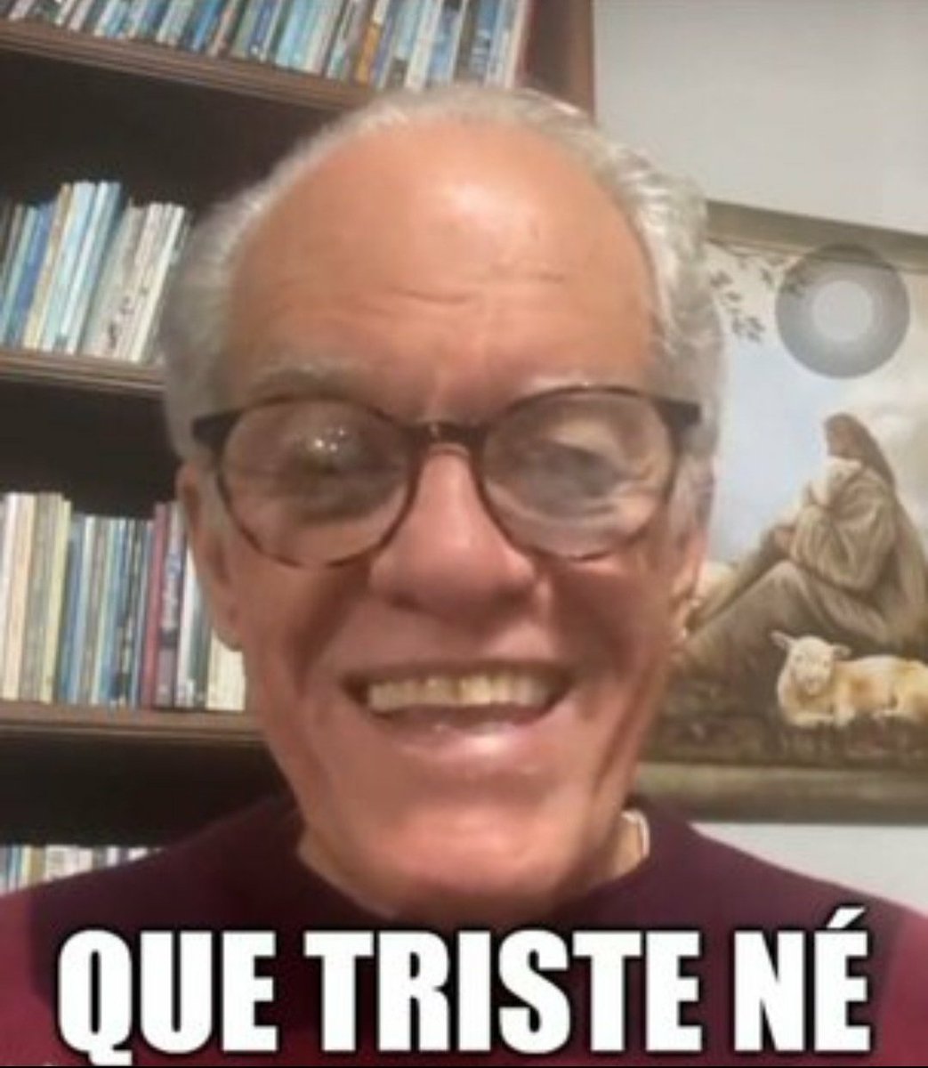 "A cadela do FASCISMO está sempre no cio."