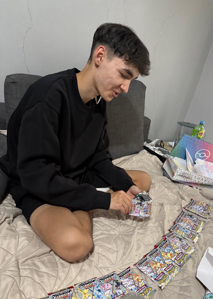 Happy national bf day 🥺❤️🐧
<a href="/benzeiiii/">Benzei</a>