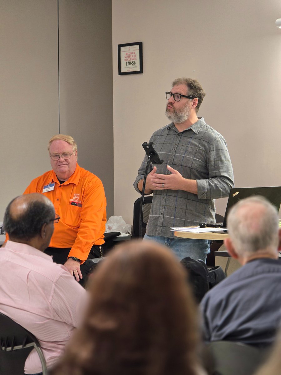 CABVICincy's tweet image. 📱 We kicked off our iOS Simplified &amp;amp; Explained series by learning what’s new with iOS! 

#Accessibility #VisionSupport #CABVI

Image Album Description: CABVI team members presenting information about using iPhones and iPads to class attendees