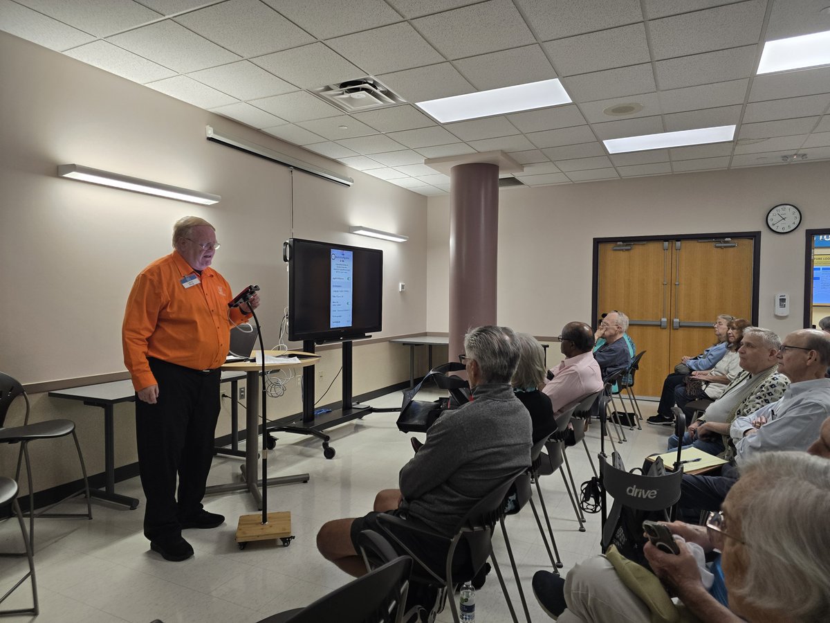 CABVICincy's tweet image. 📱 We kicked off our iOS Simplified &amp;amp; Explained series by learning what’s new with iOS! 

#Accessibility #VisionSupport #CABVI

Image Album Description: CABVI team members presenting information about using iPhones and iPads to class attendees