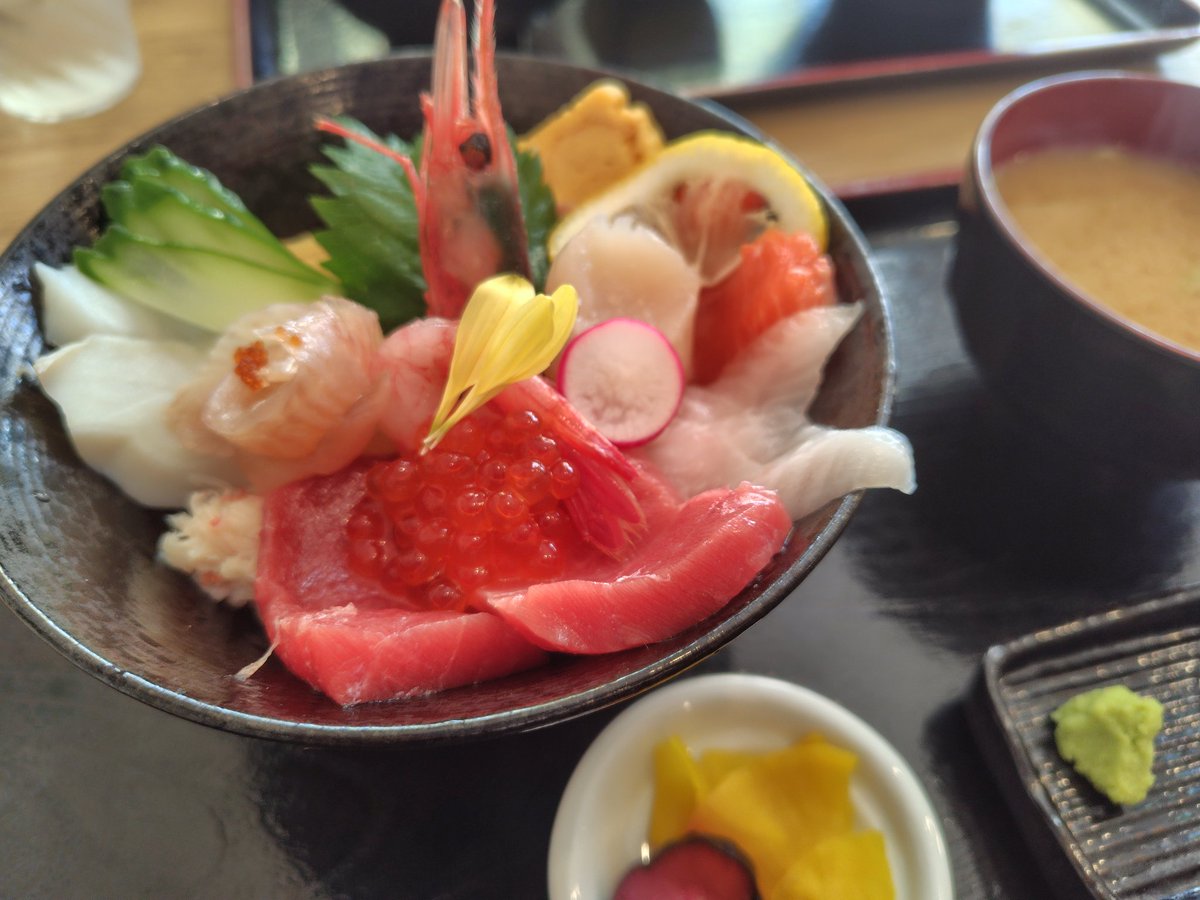 気分転換に朝から海鮮祭りー
さ、これからまた寝ます！笑