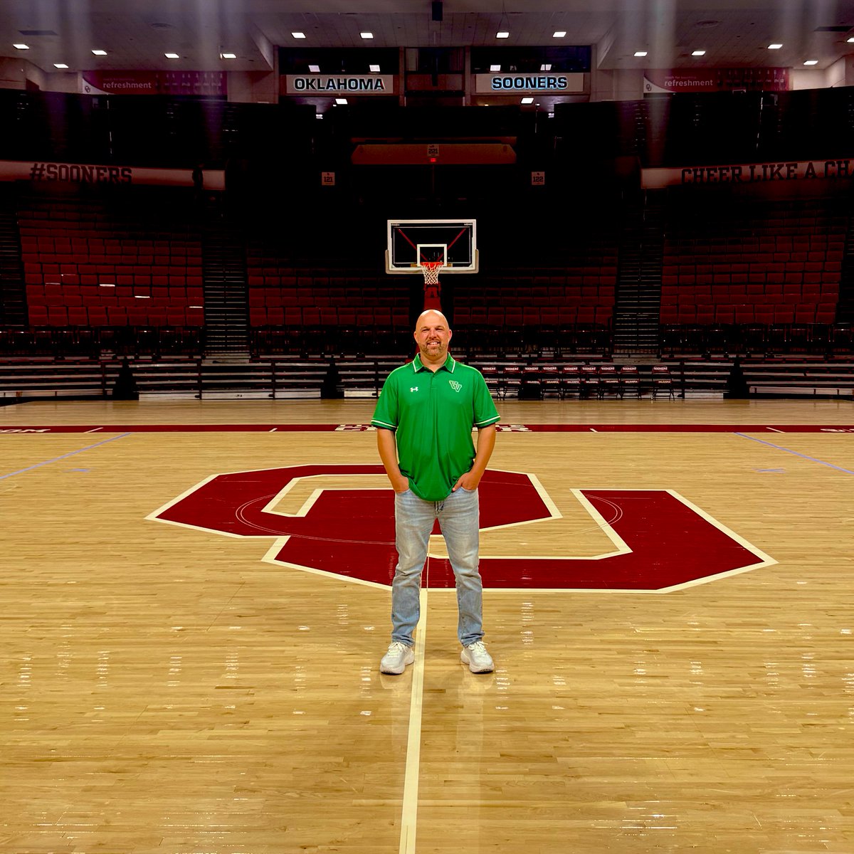 Lad Moore tweet media