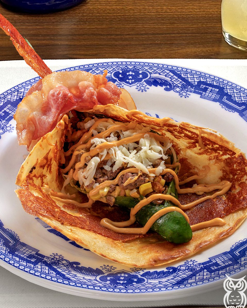 La chef Ana Rosa Beltrán presenta el chilacataco relleno de discada, una delicia que puedes disfrutar en #Sanborns. 🌮🔥

Ven a conocerlo. 👉 cutt.ly/Lecujkiq

#SoloSanborns #FestivalSanborns #GourmetFood #HechoEnMexico