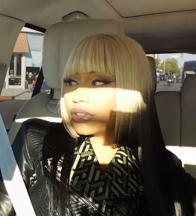 Hourly Minaj (@hourlynm) on Twitter photo 