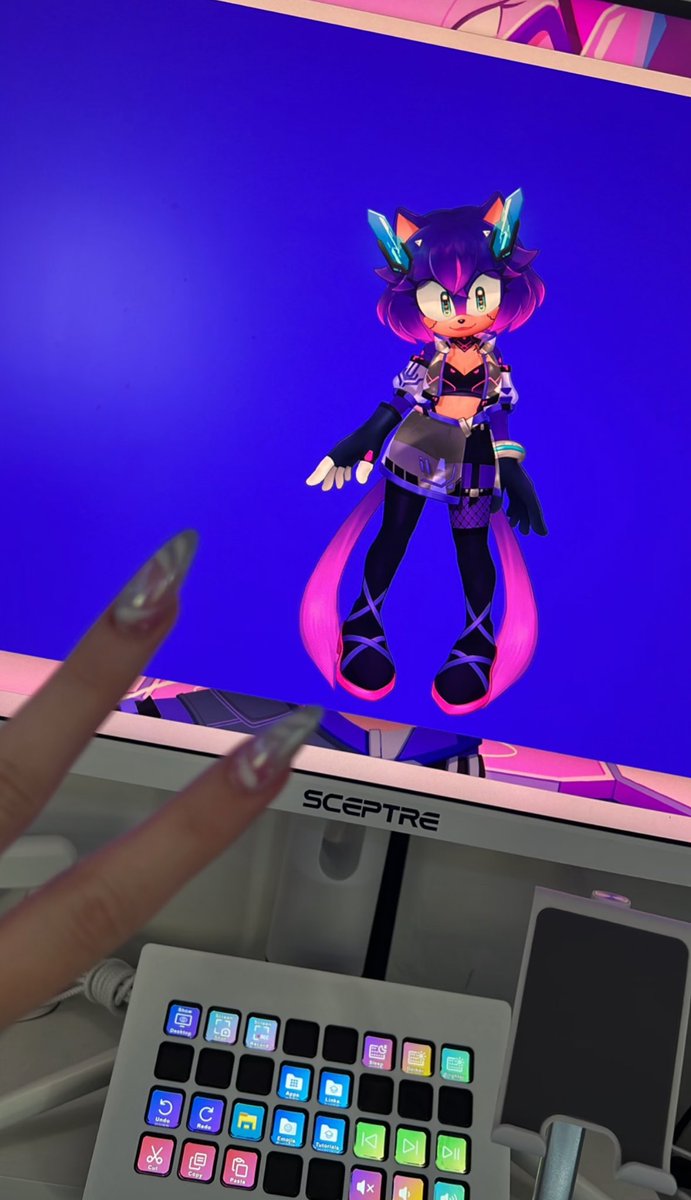 LIVE RN, Miku fest LFG!! 💜💜

Twitch.tv/KemiVT