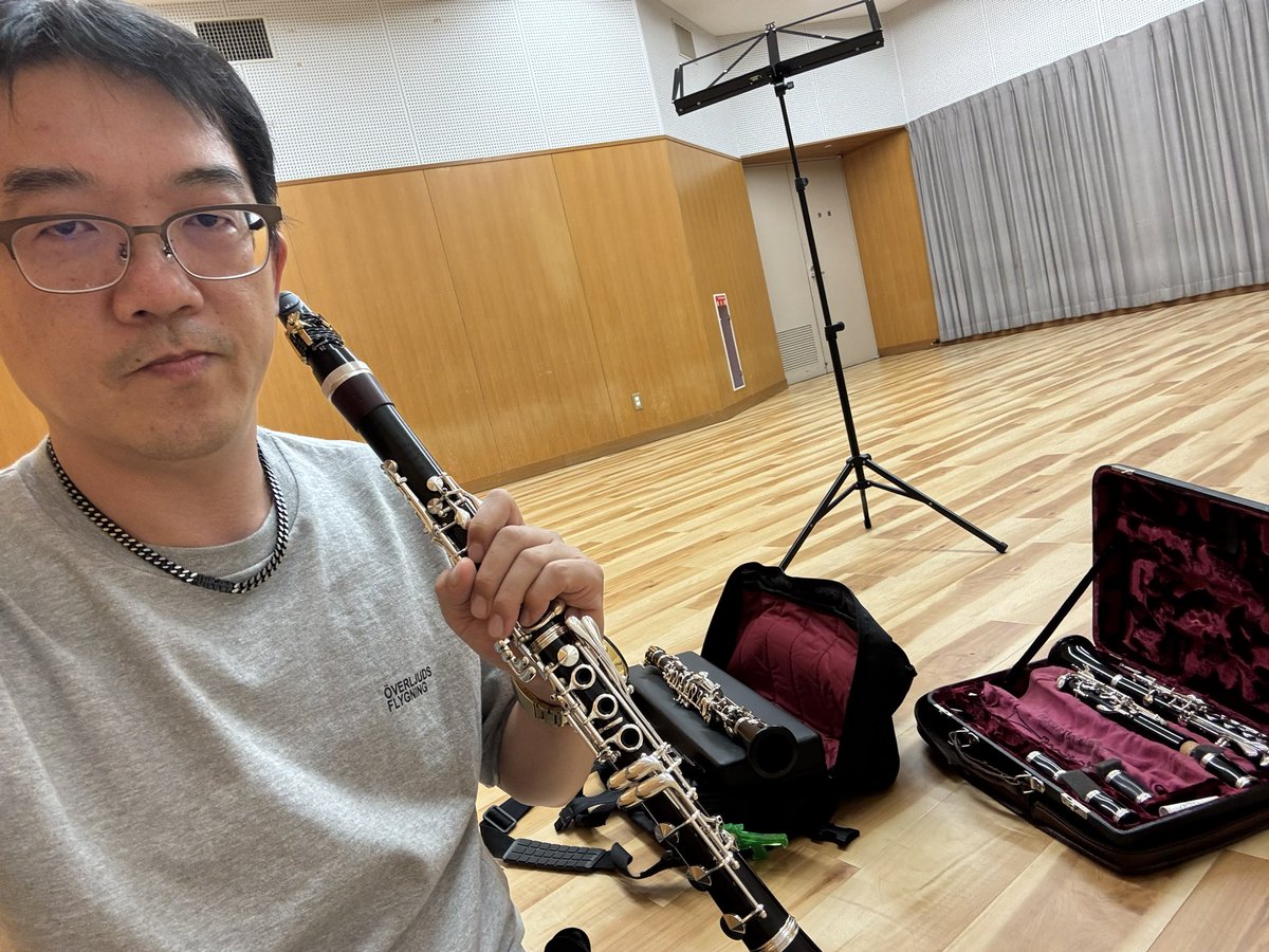klarinetyamada's tweet photo. 昨日、現地の練習室で、たっぷり吹いて、エネルギー込めときました🎵
今日はいよいよ前日リハ💪
あと1日✌️
#ルミエールホール #クラリネット #モルター #クワイヤー #シルバースタイン #ヴーリッツァー #clarinet #molter #choir #silverstein #Wurlitzer https://t.co/CSMm40lzEL