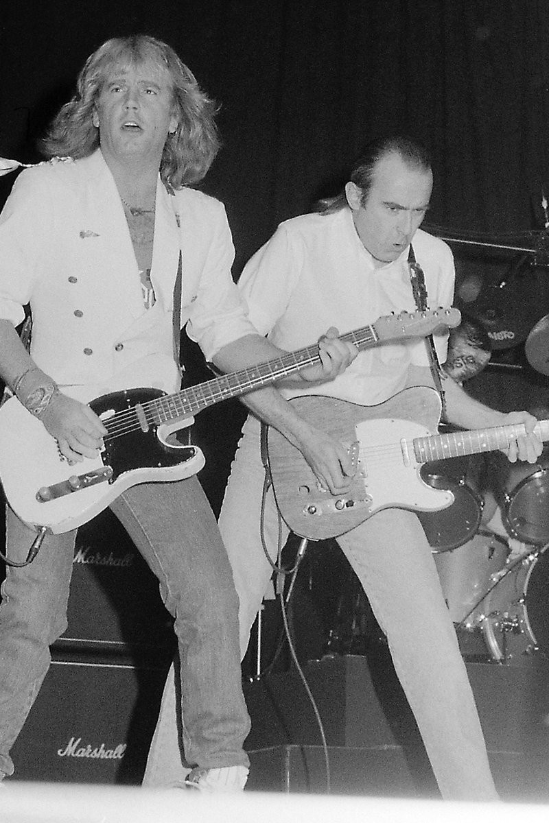 Front row, Status Quo 1987 🤘🎸🎸