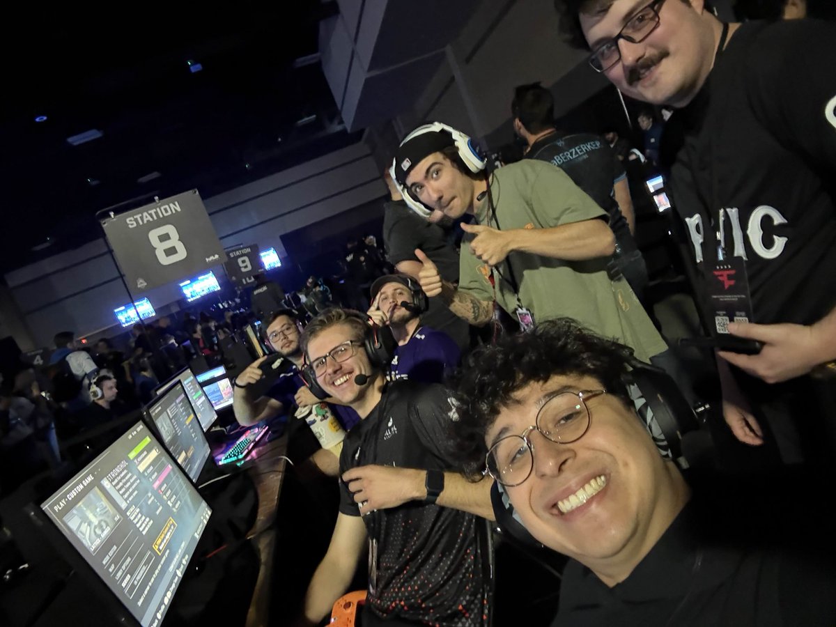 The Quigley team rolling with <a href="/CollegeHaloGG/">College Halo</a> this event! Clutch group and clutch moments all day long! 

We are hitting the FFA tomorrow and let’s see where everyone lands! 

Photo credit: <a href="/Dogbearr/">Eder</a>