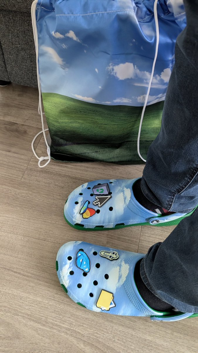 I can hear the startup jingle 
#Microsoft50