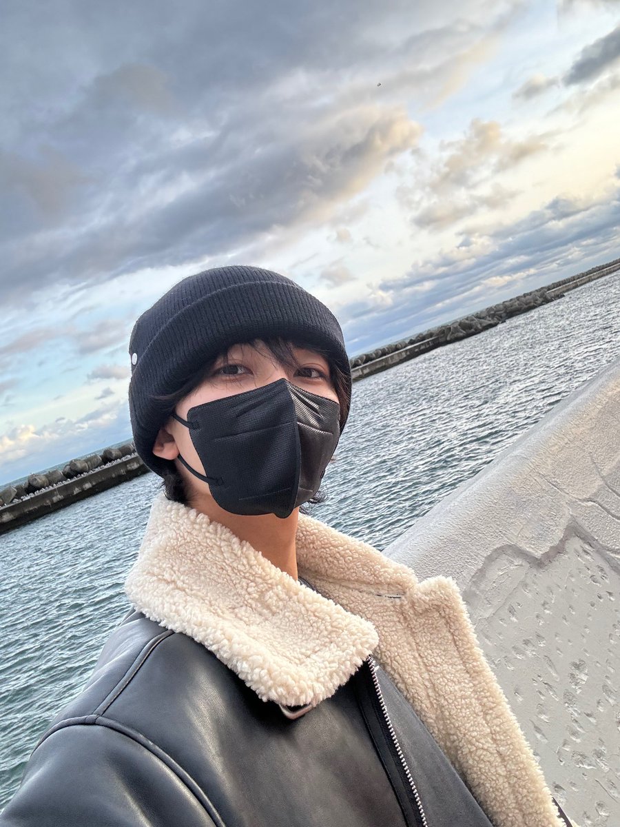 ジョンハン
센일추카해～🫶
놈놈 사랑해요
早く会いたい🥹🩷
また会おうね🫶