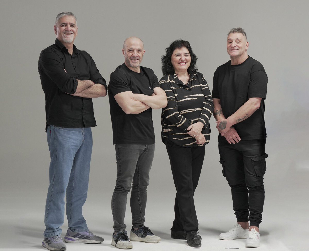 Les comparto entrevista que me hizo “Aquí Villa Del Parque” 

<a href="/PartidoIntegrar/">Integrar | Cuenta Oficial</a> <a href="/ClaudioOmarGar/">Turco García</a> <a href="/grabalestra/">Graciela Balestra</a> <a href="/danielamoroso/">Daniel Amoroso</a> <a href="/GustavoMassud/">Gustavo Osman Massud</a> 

aquivilladelparque.com.ar/2025/10/comuna…