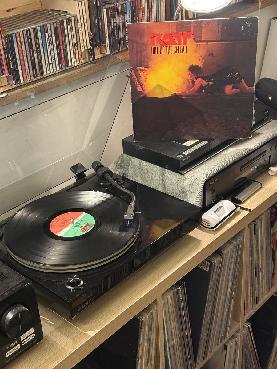 MusicManJ70's tweet photo. Ratt - Out of the Cellar. I did a head to head with the OG press and a Target CD. The cd sounded good but it lacked bottom end. I was blown away by the low end and punch of the vinyl. Winner: #lp #rattnroll #lpcollection #lpcommunity #vinylcollector #recordsforlife #PhysicalMusic https://t.co/uW6KaQlTeM