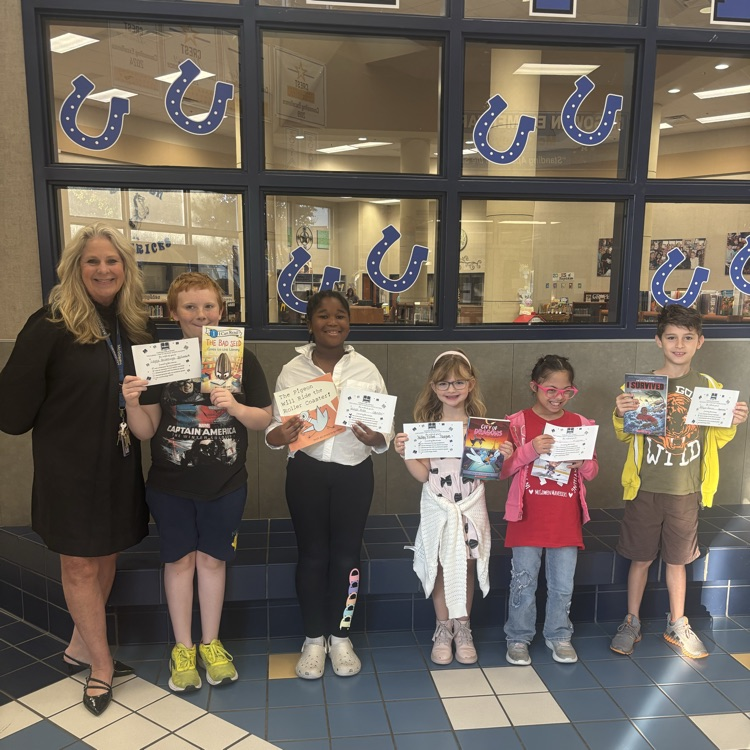 Congratulations to our book vending machine award winners this week! We are so grateful for how these students consistently show how MAVS Live Kind!