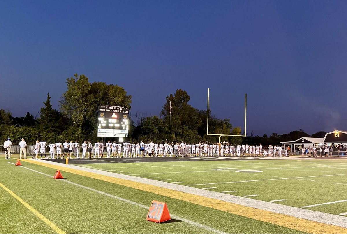 AthleticsWNHS's tweet image. HERE WE GO! IT'S FRIDAY NIGHT LIGHTS for the #CROSSTOWNCLASSIC - WN Falcons vs. WWS Tigers!! Ready for Kickoff!! 💙🏈💛 #LetsGoFalcons #GoGetEm #NorthsidePride @wnfalconfb