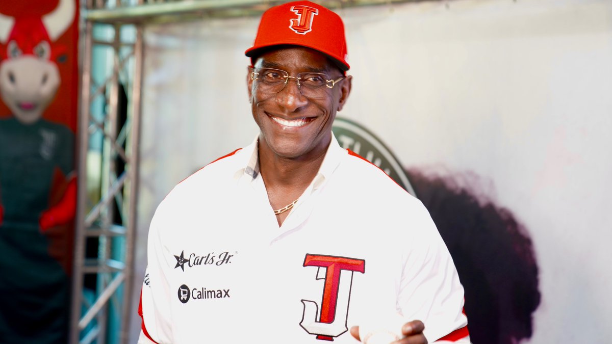 Contento de presentar ante Tijuana a nuestro manager: Roberto Kelly 

¡Bienvenido a Toros! La Temporada 2026 nos espera ⚾️

#TorosOrgulloTijuanense