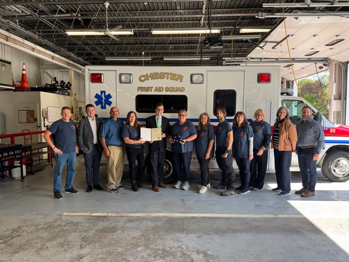 ChesterFAS's tweet image. It was an honor to have ⁦@CongressmanKean⁩ present a certificate of recognition and American Flag flown over the U.S. Capitol in recognition of #CFAS 80th Anniversary.
We also thank NJ Assembly ⁦@MikeInganamort⁩, #Chester Mayors Drag and Hoven and both town councils.