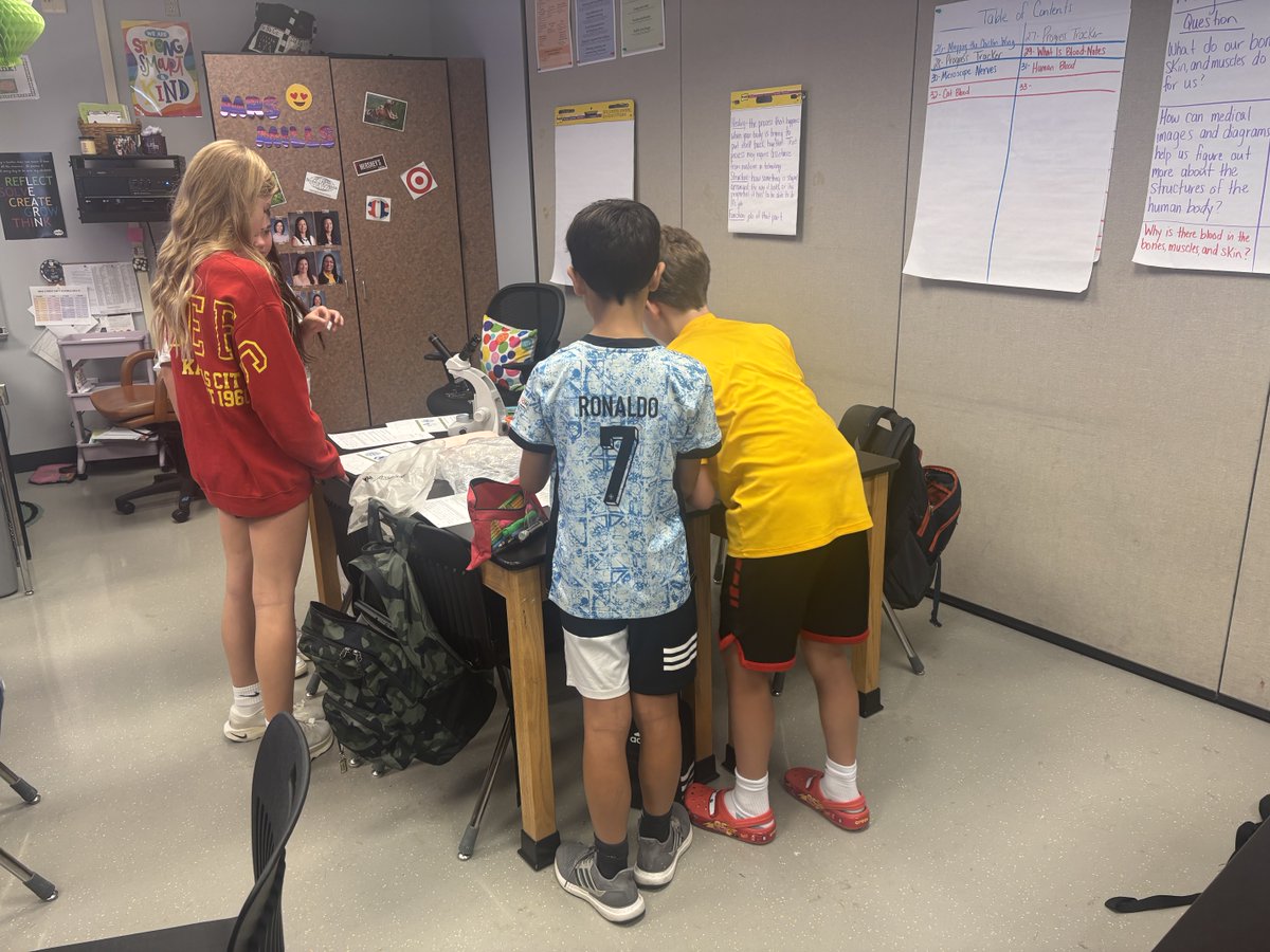 7th graders are trying to answer the question “Do all things have cells?”
Students designed their own investigation looking at a variety of objects with microscopes to figure out their answers!