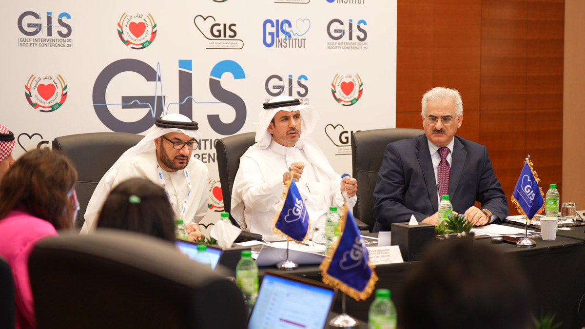 مشاركتي في مؤتمر جمعية القلب الامارتيه المشترك مع الكليه الأمريكية للقلب ACC 
مشاركه مميزه وحضور عالمي 
اجتماعات تحضيريه على هامش الموتمر لمؤتمرنا القادم GIS