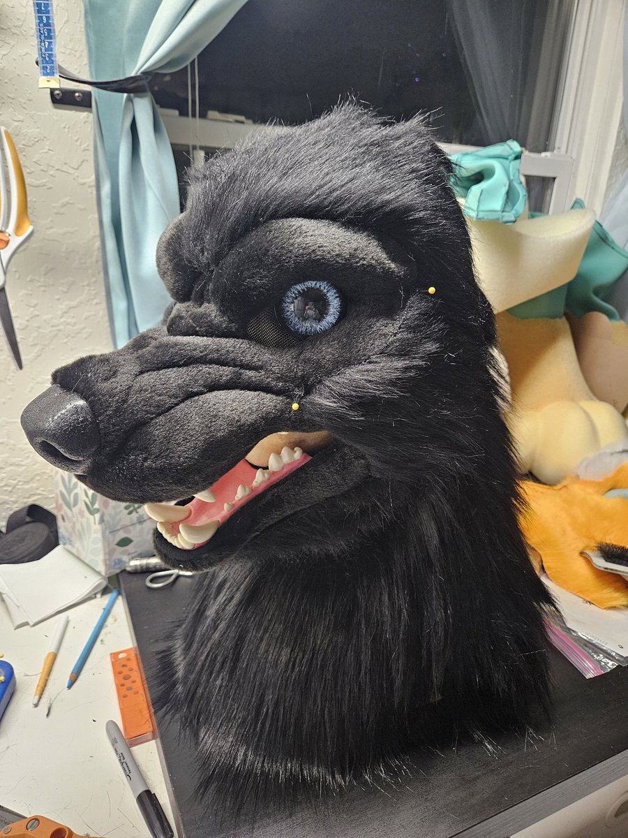 You all getting ready for Spooky season! Its officially October. Time to crunch costume building.