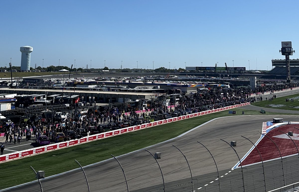 $36 for a truck ticket as a 3:30 start on a Friday is crazy work, but we got mom in 🫡