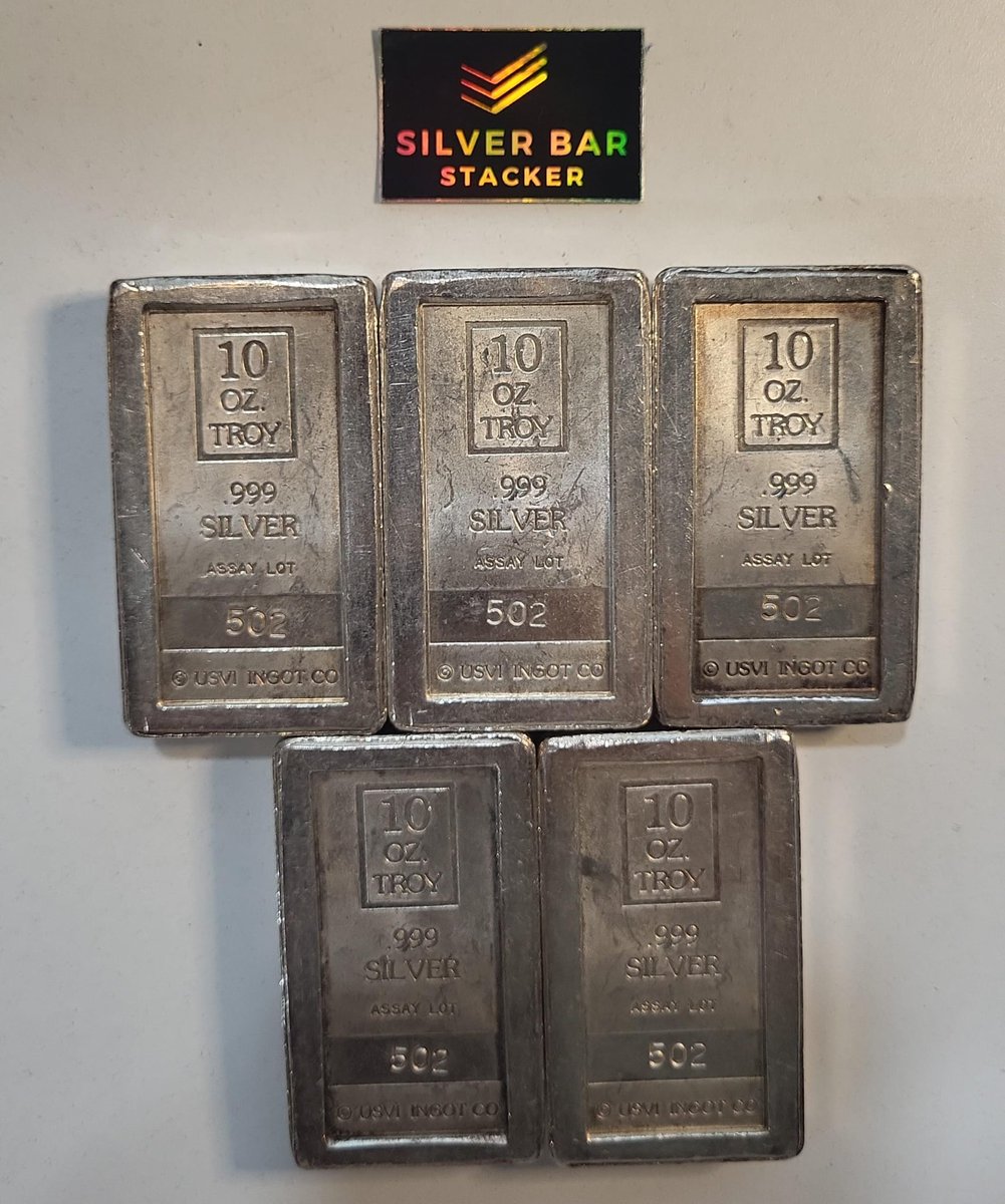 SilverBarStackr's tweet photo. Lot of 5x 10oz Silver USVI Ingot Company C. Rhyne &amp; Associates Stackers (1 lot available)

$9,999 or OBO on @whatnot:
https://t.co/fVFAtUlfXY

#Vintage #Silver #Bar #USVI #Ingot #Company #CRhyne #Seattle #Washington #Stacker #Gold #PreciousMetals #Platinum #Palladium #Bullion https://t.co/7MhzVsvgJT