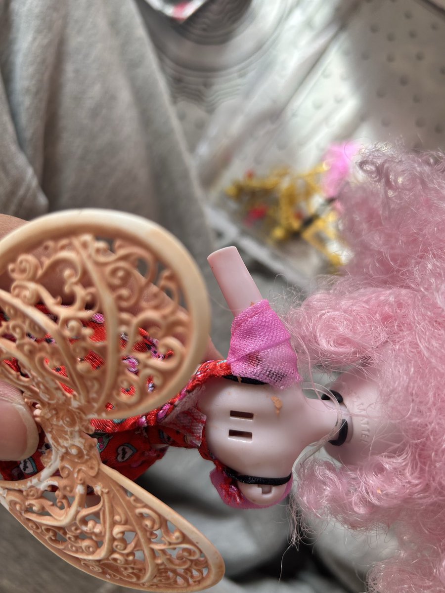 naxo | saw sabrina 💞 tweet media