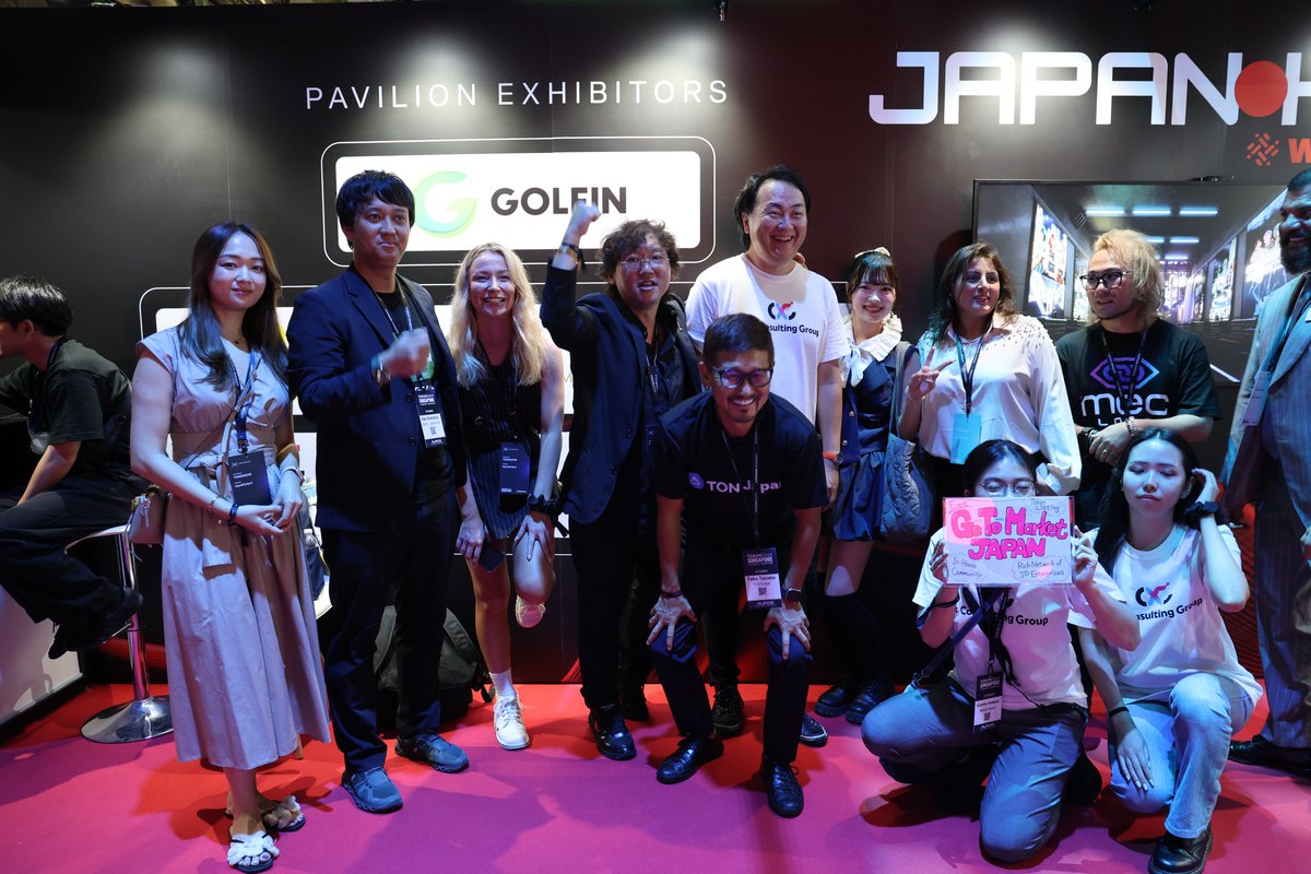 AWAJ_official's tweet image. Closing the extraordinary journey of Japan Hub @token2049 high above the Marina Bay Sands at #after2049
Now onward to building the future of #Web3 together!
@AAC_Japan @PlayMining_SG @GET_E_inc_JP @meclabo_info @TON_jp_Global @0xC_web3_en
#TOKEN2049📷