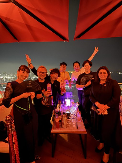 AWAJ_official's tweet image. Closing the extraordinary journey of Japan Hub @token2049 high above the Marina Bay Sands at #after2049
Now onward to building the future of #Web3 together!
@AAC_Japan @PlayMining_SG @GET_E_inc_JP @meclabo_info @TON_jp_Global @0xC_web3_en
#TOKEN2049📷