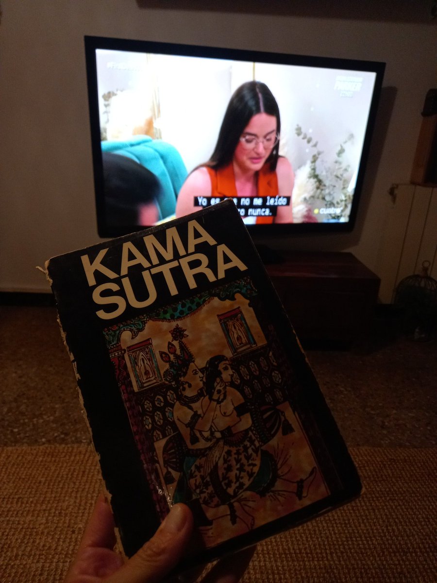 felurian76's tweet photo. Toma, niña #firstdates3o https://t.co/xqjBJOLkBE