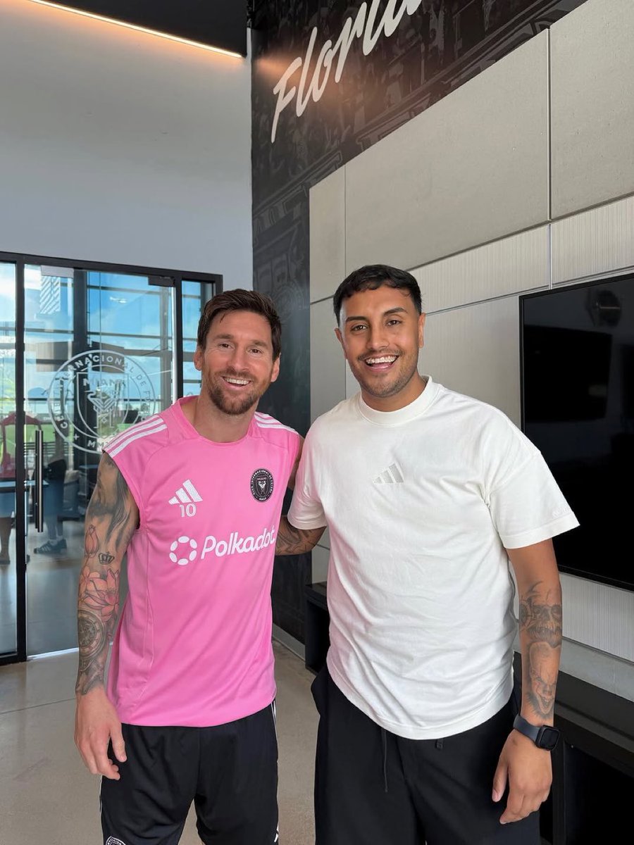 Me destroza que lo más probable es que Messi se ría con los videos de pablito Castillo, me baje del barco