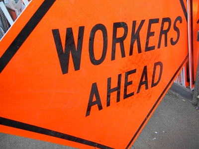 TRAFFIC ALERT: Marsha Sharp Freeway drivers are asked to stay alert on Sunday, Oct. 5, morning as crews install bridge signs. Various lane closures are planned for the freeway main lanes/frontage roads &amp; will allow the crew to safely perform the operation. txdot.gov/about/newsroom…