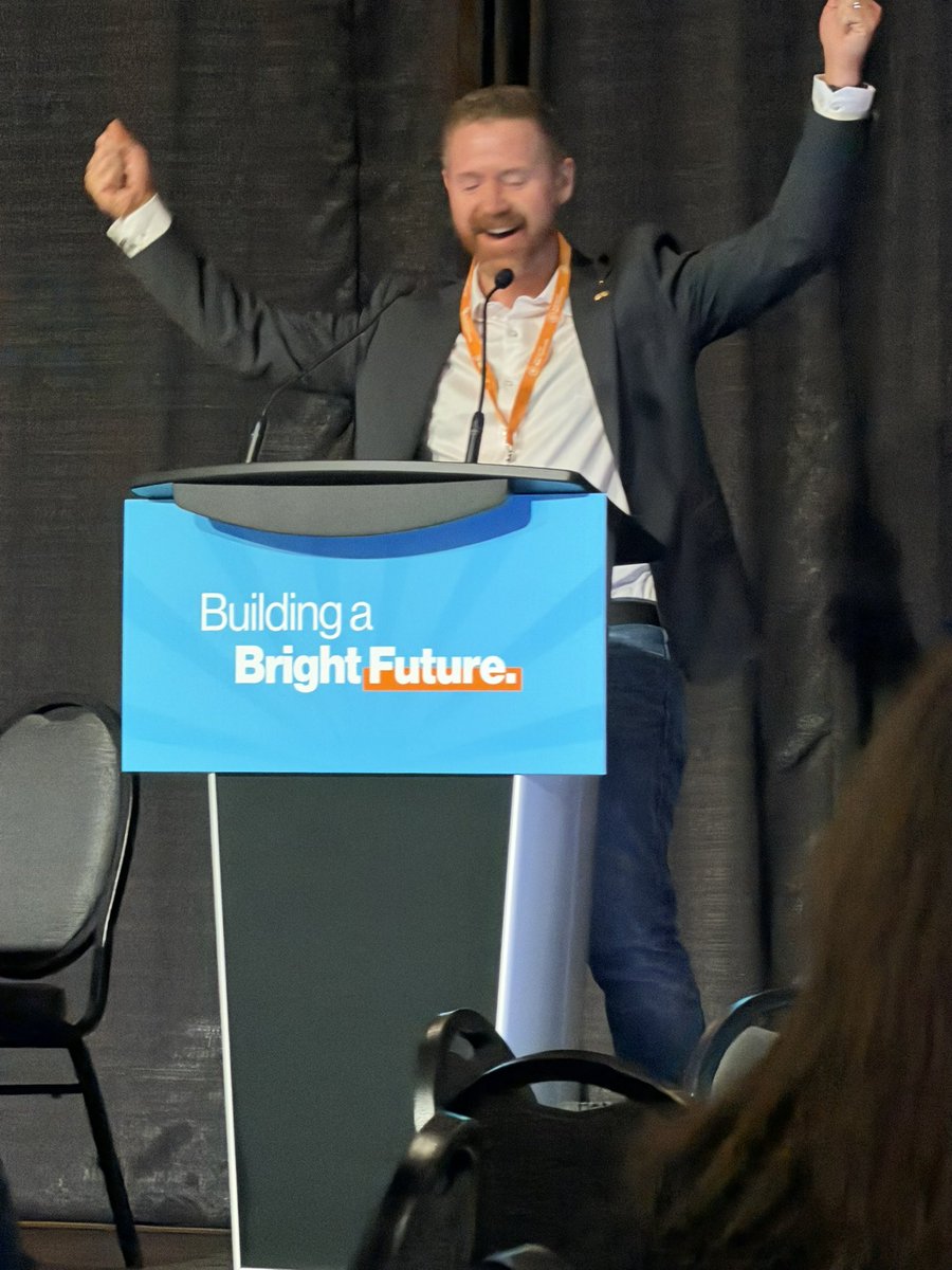 alexmarz's tweet photo. Great Convention intro from @warringtondarcy for today’s speaker Dan Arnold with PoliScience

#skndp #skpoli https://t.co/Igvq4ZAIwz