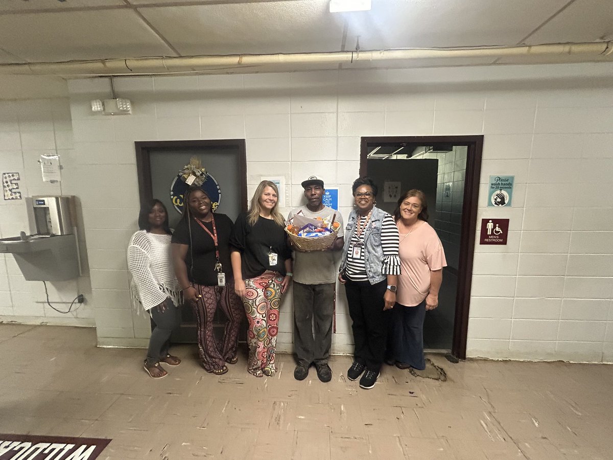 Eiland Middle School (@eilandmiddle) on Twitter photo October 2, 2025 Eiland Middle School celebrated National Custodian Appreciation Day 2025 with our favorite custodians. Thank you Mrs. Yarbrough, Mr. Loving, and Mr. Frazier for keeping our school clean and safe. Your hard work and dedication is appreciated and valued. October 2, 2025 Eiland Middle School celebrated National Custodian Appreciation Day 2025 with our favorite custodians. Thank you Mrs. Yarbrough, Mr. Loving, and Mr. Frazier for keeping our school clean and safe. Your hard work and dedication is appreciated and valued.
