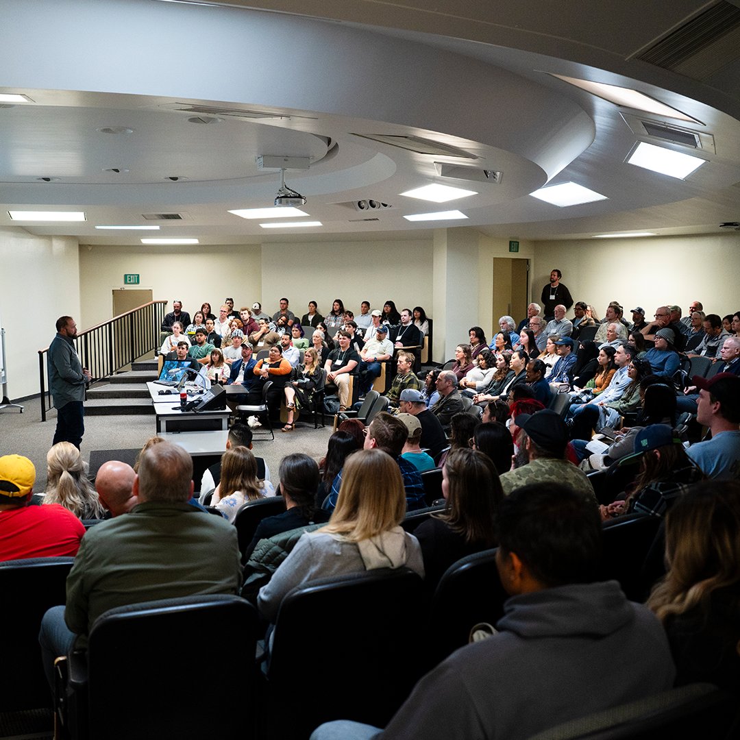 stan_state's tweet image. #StanState is proud to be recognized in the Wall Street Journal 2026 Best Colleges! 🌟
“Our success in the Central Valley is flourishing into a model of excellence for the nation.” – President Rios-Ellis ❤️💛
🔗 ow.ly/7CH750X4ruX