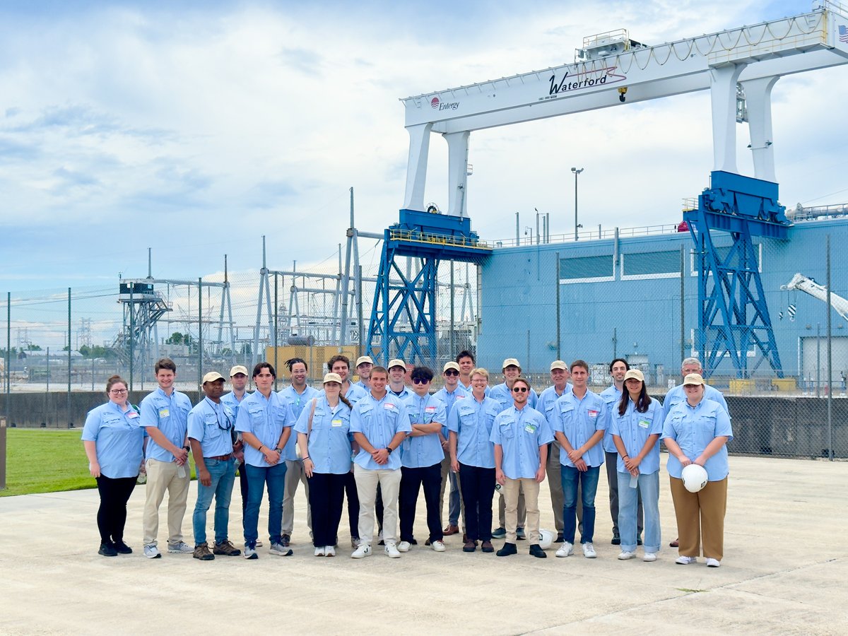 The energy industry is booming, and our Master of Management in Energy grads are leading the charge! ⚡

We're celebrating our largest cohort in a decade and our recent graduates landing jobs at ENFRA, Entergy, NextEra, Goldman Sachs and more!

Read more: bit.ly/46VSwGU