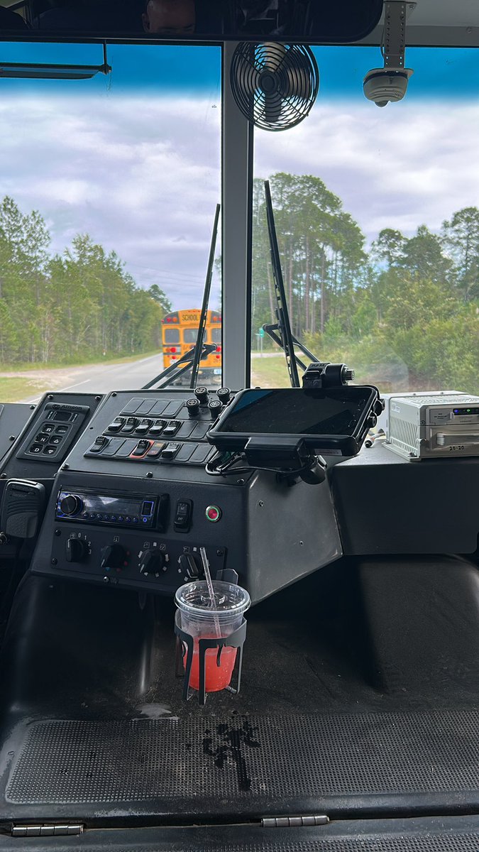 #Team28 is loaded up and leaving #LongCounT heading to Savannah to take on Calvary Day.  Looking forward to seeing our guys compete in a challenging environment against an outstanding opponent!  #ERWE