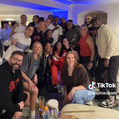 MichellePeytob's tweet photo. #NewProfilePic https://t.co/cW4WOptHzV