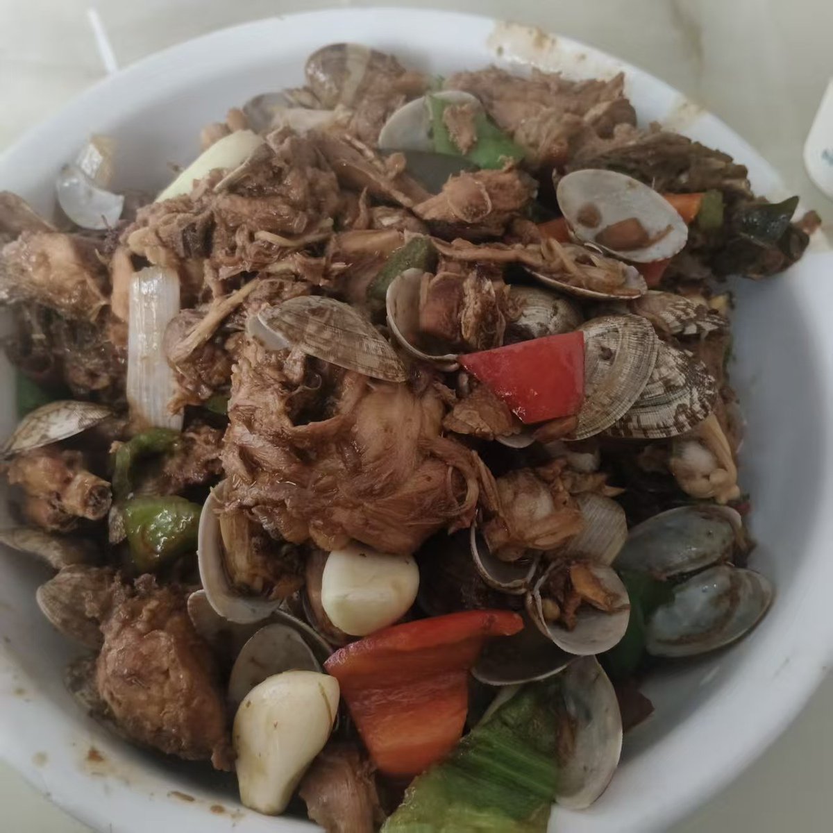 soyo1593859's tweet photo. 我学了很多菜，什么猪肉炖粉条啊，红烧肉啊，鸡闷蛤啊，炒圆白菜啊，我都会做了 https://t.co/jwl8PDD7Ue