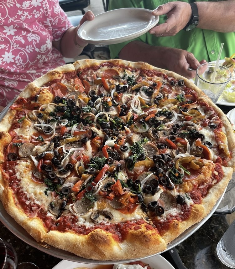 FreshOnTheMenu's tweet image. Pass the plates 🗣️ it&apos;s National Pizza Month! 🍕 Whether you think pineapple belongs on pizza or not, we can all agree that the best pizzas are those made with fresh, local ingredients and a whole lot of love. 

📸 Roma Pizza &amp;amp; Restaurant (Aiken, SC)