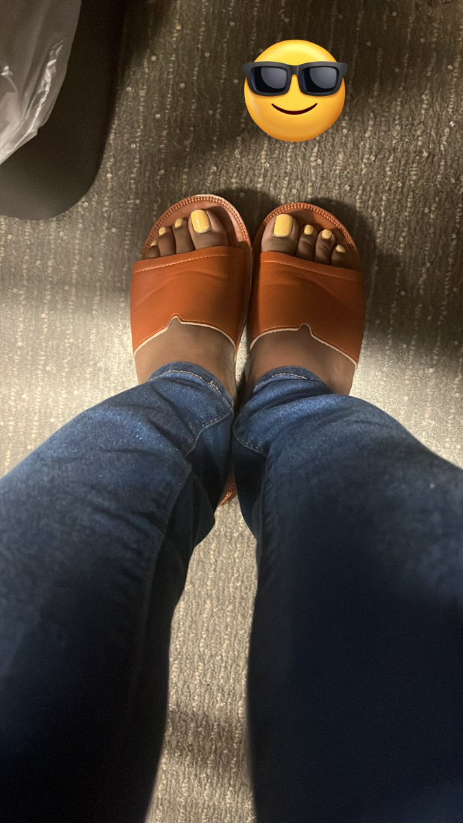 EnvogueToes's tweet photo. Mia 
But I know you love me https://t.co/8hiID4P2ST