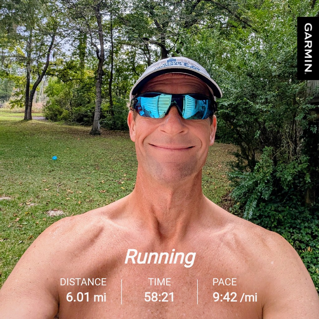 Afternoon Run 👟 Shirtless in October and still hot! 😁🍂🔥 #move
