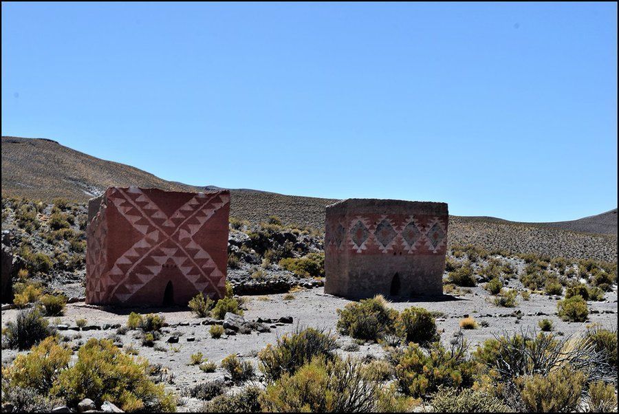AntiquityJ's tweet image. Archaeologists in the Carangas region of highland Bolivia identified a surprising concentration of pre-Hispanic religious sites, linked both to ancient ancient Andean cults &amp;amp; Incan settlement.

🔗 from 2023 🆓 doi.org/10.15184/aqy.2…