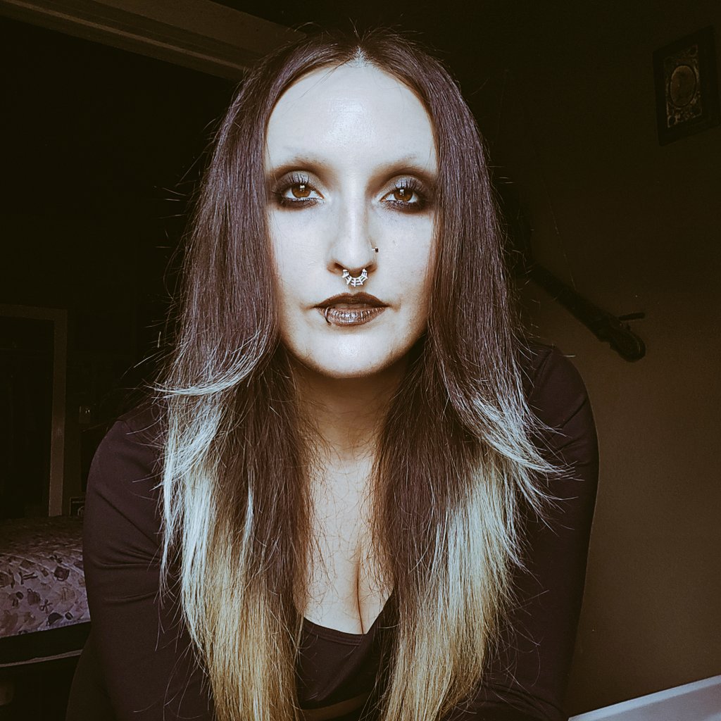 Anyone else (S)CREAMING to SWF up and lose to Krasue!? NO!? JUST ME!? ANYWAYS! I'm live now on Twitch! Come join my lobbies and let's get our (s)creaming on🤩
twitch @ daniblizzard