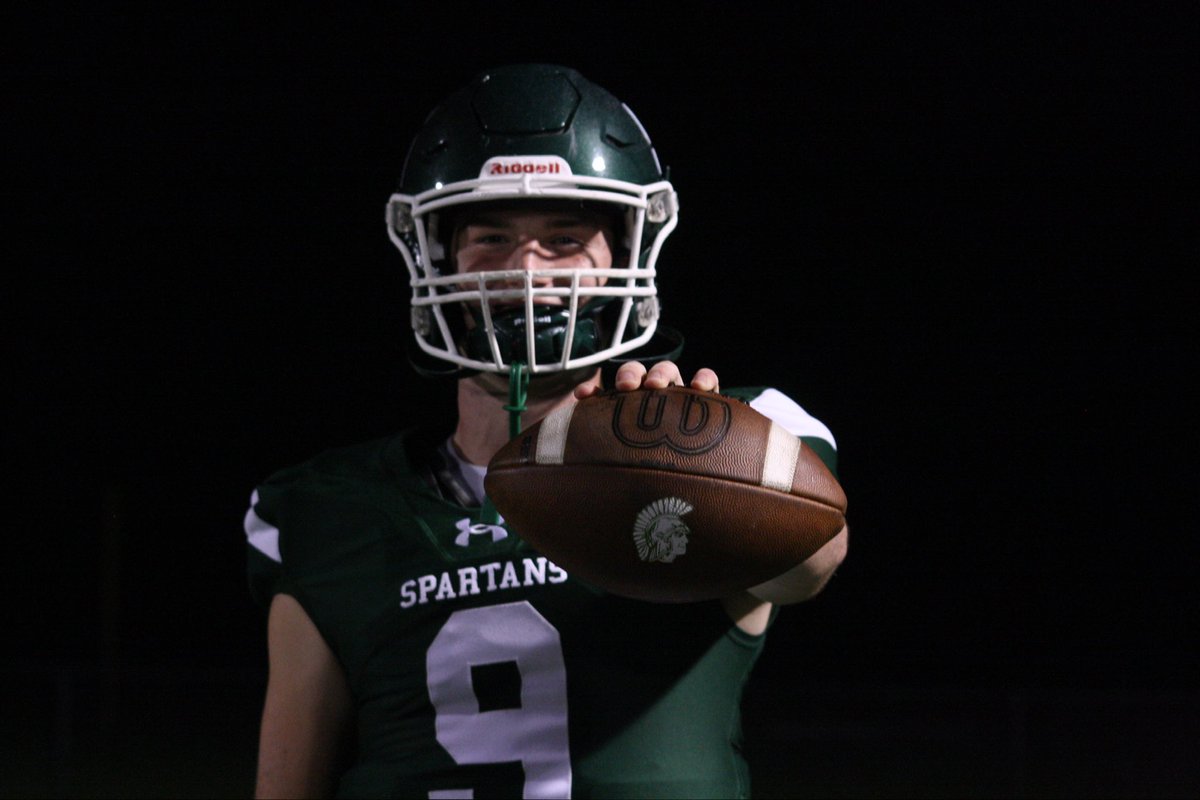 Oakmont Football tweet media