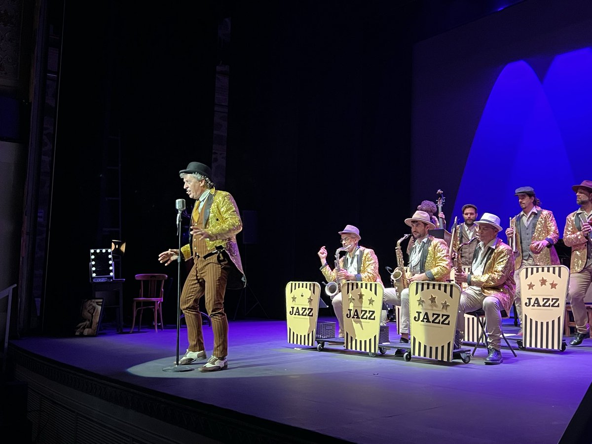 🎭 En la Gala de los Premios del <a href="/teatroderojas/">Teatro de Rojas</a> que celebra su XXXIII edición reconociendo la excelencia en las artes escénicas. Una noche para poner en valor el compromiso con la cultura y el teatro. 

👏 ¡Enhorabuena a todas las personas y compañías reconocidas!