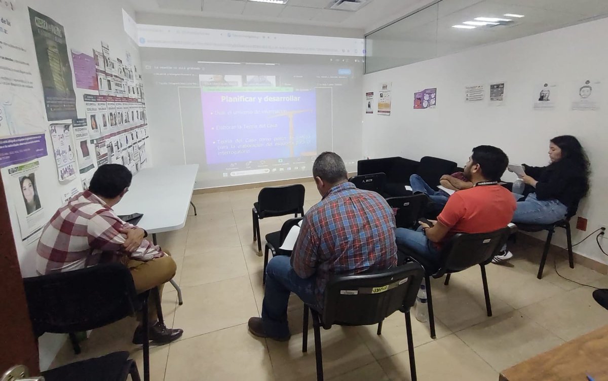 #FiscaliaMorelosInforma📄UNEN ESFUERZOS FISCALÍA, COMISIÓN Y AYUNTAMIENTOS PARA ATENDER LA BÚSQUEDA DE PERSONAS EN #MORELOS

▪️Información Completa:fiscaliamorelos.gob.mx/prensa/noticia…