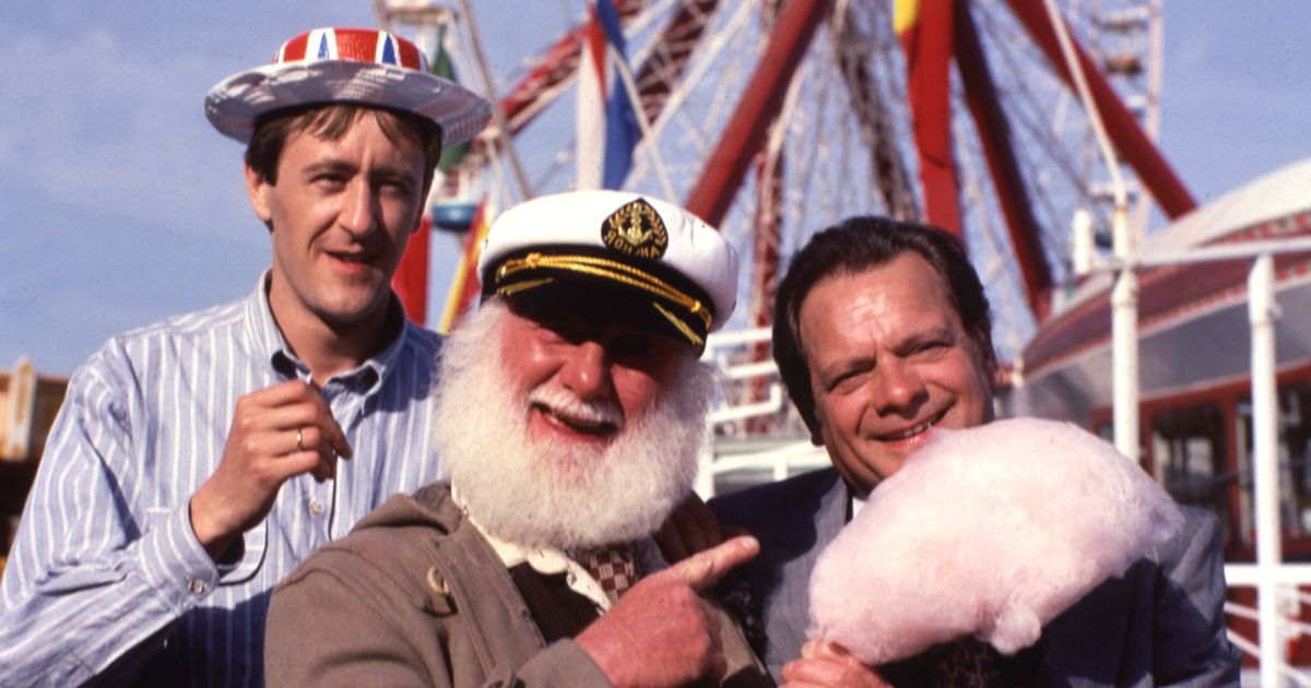 Jolly Boys Outing is back. Bridlington away 18th. 8am train from Pontefract, 5.41 return back if anyone else is wanting the day out #UTC