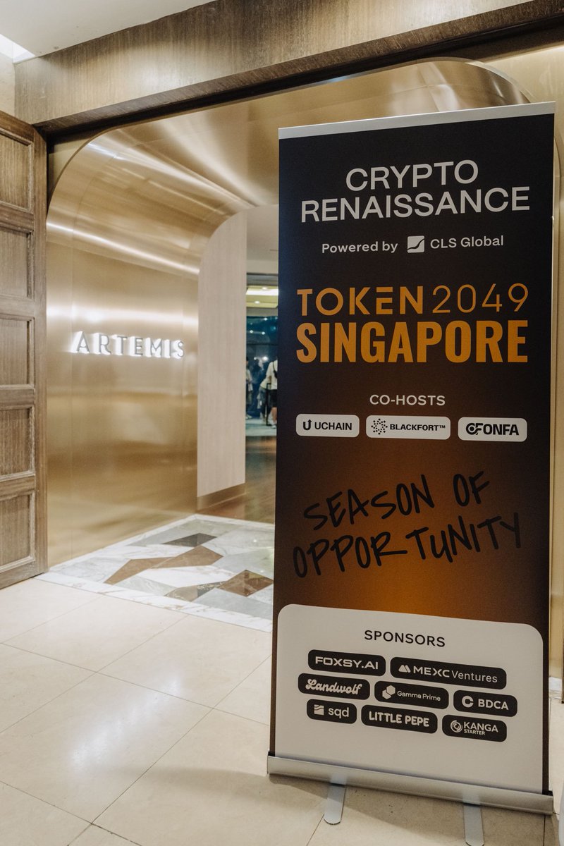 Wolf0x67's tweet photo. Thank you Singapore @token2049 was like a movie!

$WOLF 🐺 https://t.co/o6dnZmEHSz