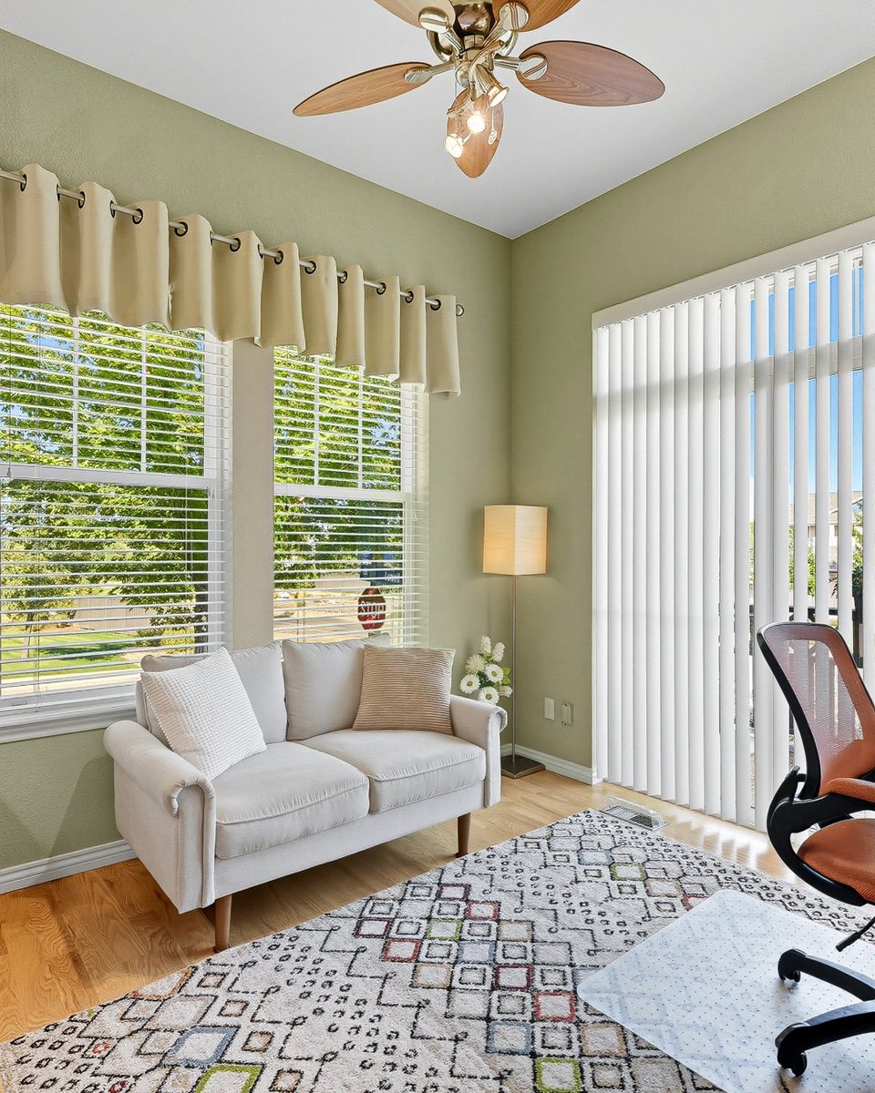 LiveWestRealty's tweet photo. 3751 W 136th Ave | Broomfield
3 Bed | 3 Bath | 3050SqFt
Offered for $639,900
Listing Agent: Michele Steward &amp; Lori Buechner
303-667-1489 | michele@livewestrealty.com
720-218-0435 | lori@livewestrealty.com
#BroomfieldRealEstate #ColoradoHomes #DreamHome #HouseGoals #LuxuryLiving https://t.co/9gdVGYr6vQ